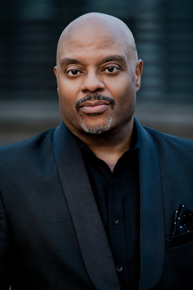 Larry Lowe